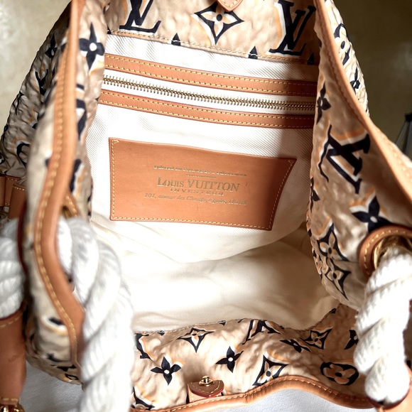 Authentic Louis Vuitton Monogram limited Edition Bulled MM - Picture 11 of 14